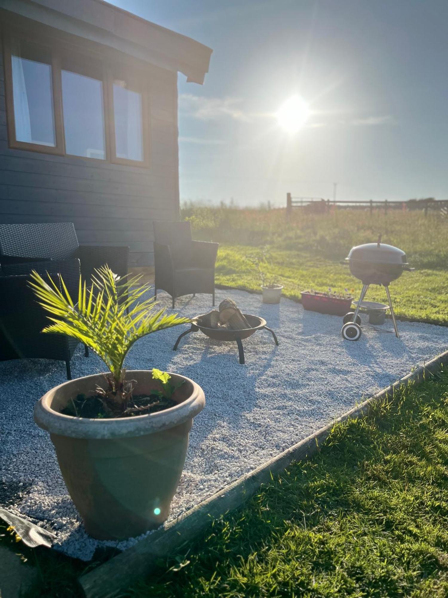 Tamarisk Cabin Бюд Екстериор снимка